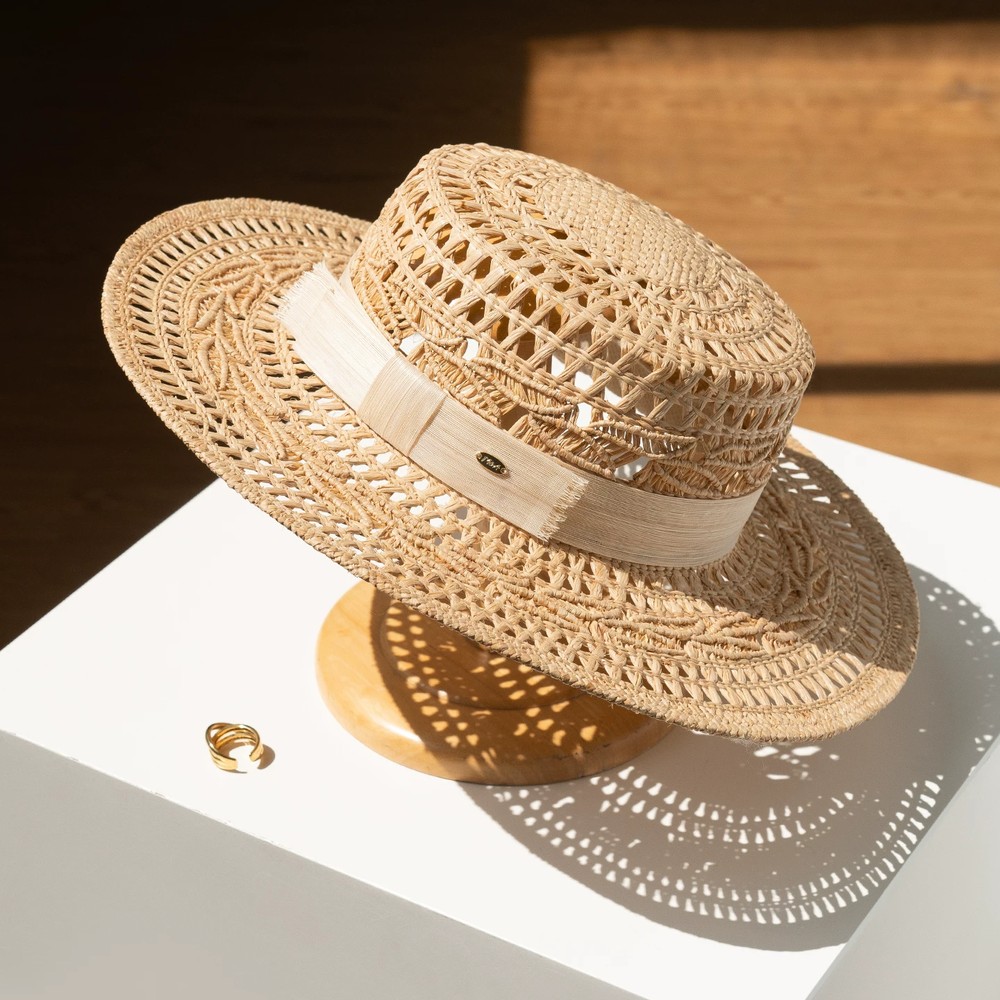 LARK — Raffia hat