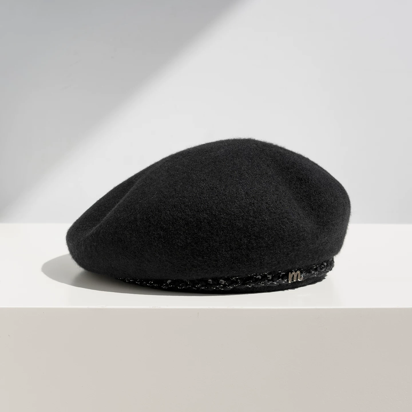 BOUCLE — Lambswool bouclé hat